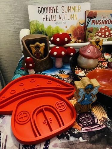 Mushroom sensory play - sensory, tray